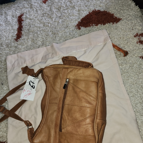 Purse - Picture 2 of 7